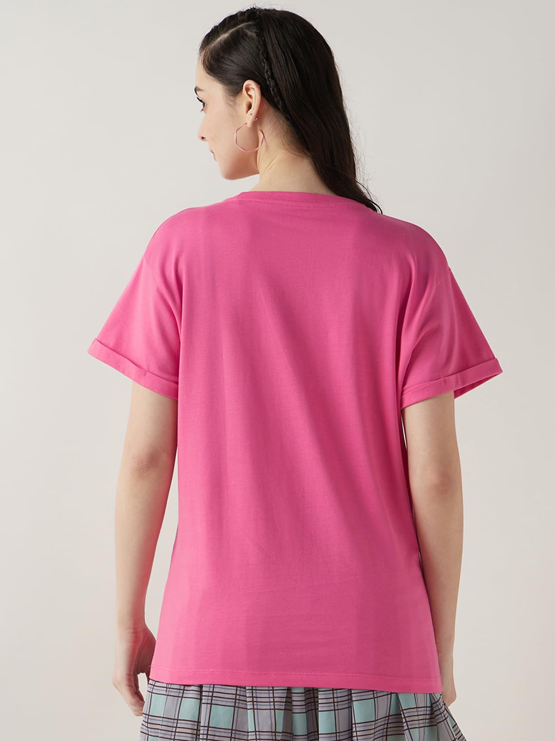 Women's Relaxed Graphic Boyfriend T-Shirt - Image 23